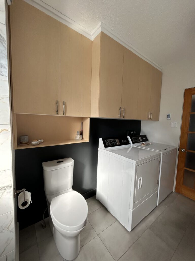 Salle de bain aux 3 miroirs